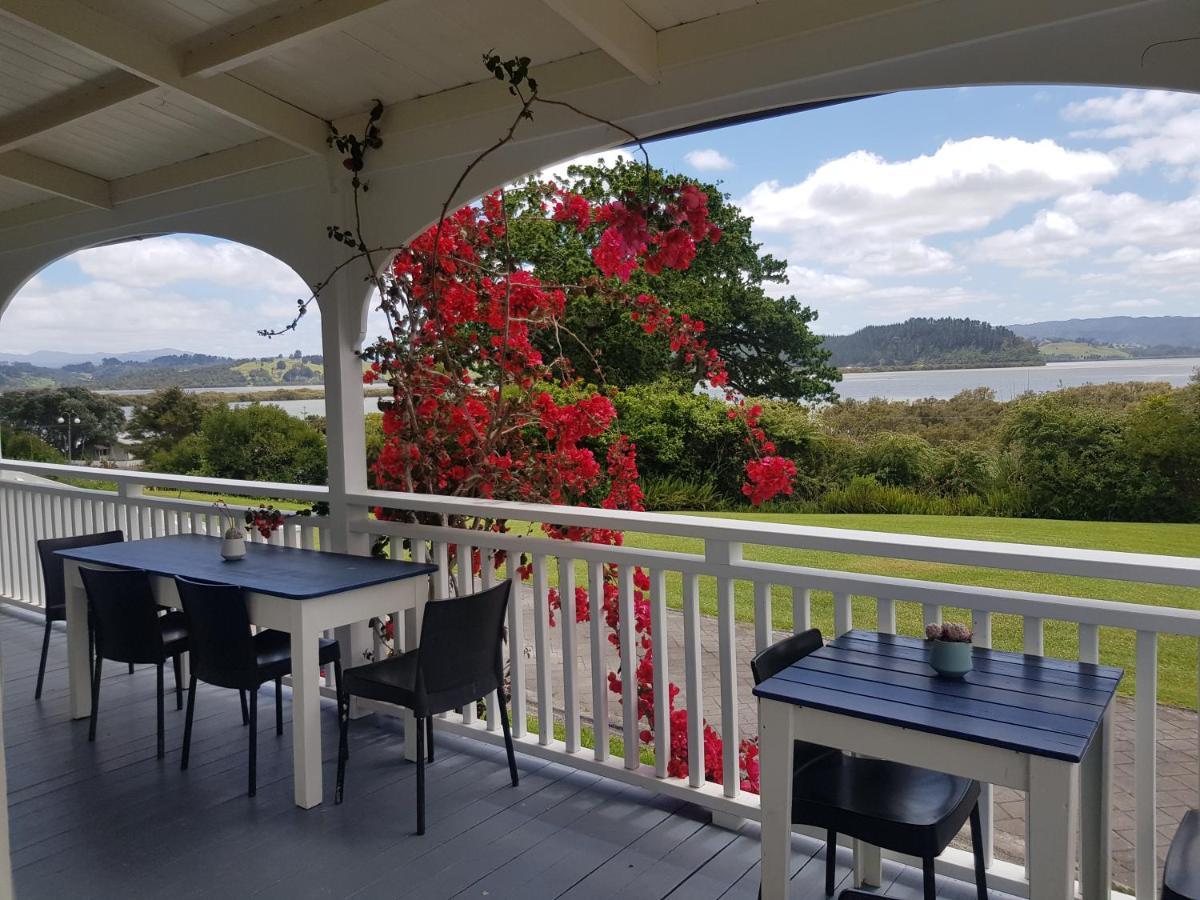 Riverhead Villa Horeke Bagian luar foto